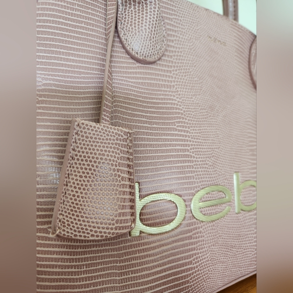 Bebe Fabiola Stamped Lizard Dome Satchel  Pink NEW - Picture 5 of 12